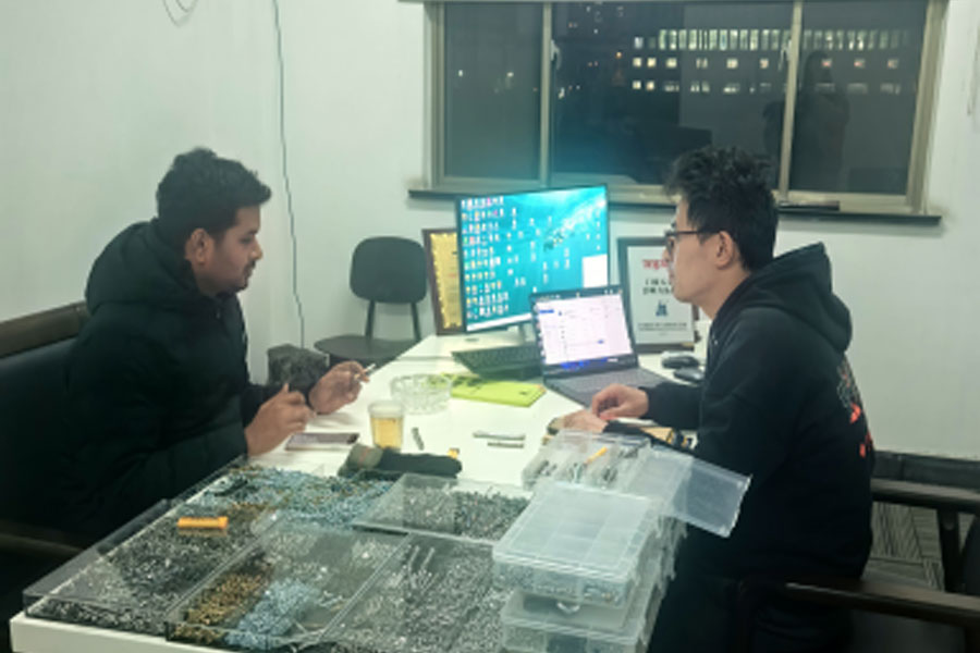 Chuyến thăm của khách hàng