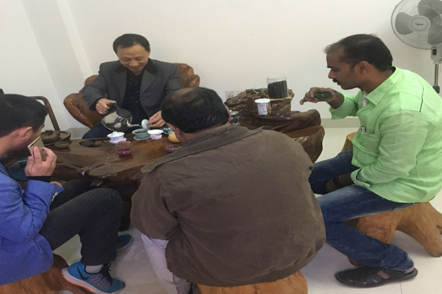 Chuyến thăm của khách hàng